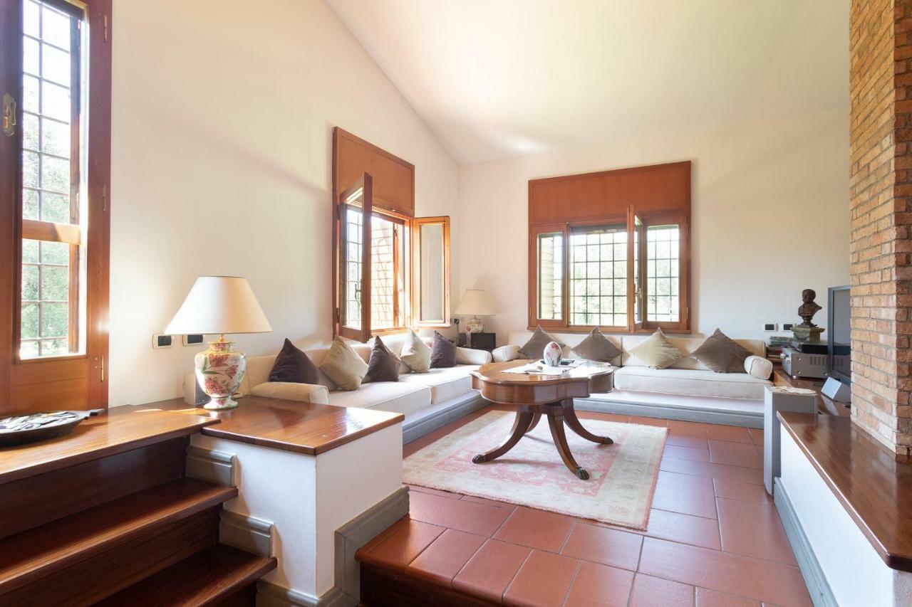 Villa In Via Della Marcigliana Casale Torre San Giovanni Ngoại thất bức ảnh
