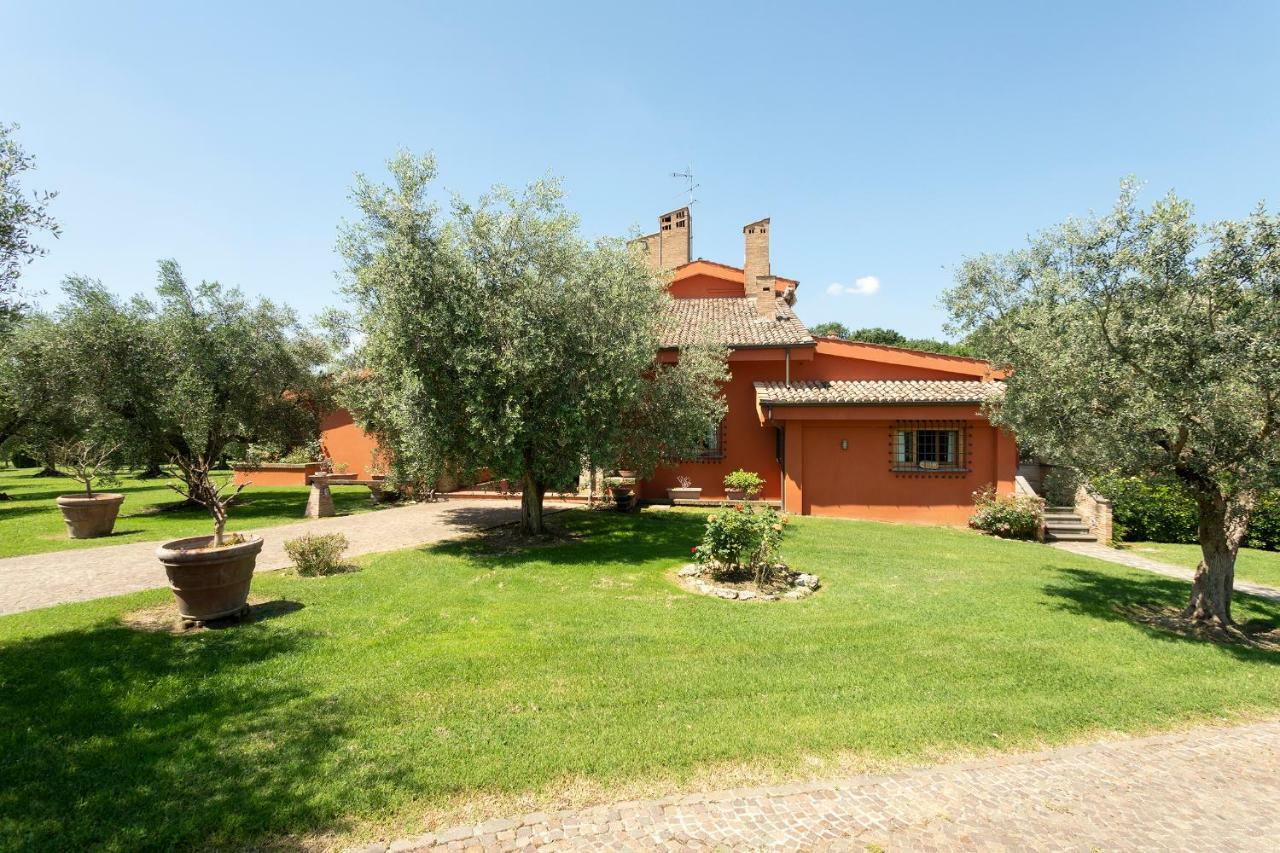 Villa In Via Della Marcigliana Casale Torre San Giovanni Ngoại thất bức ảnh