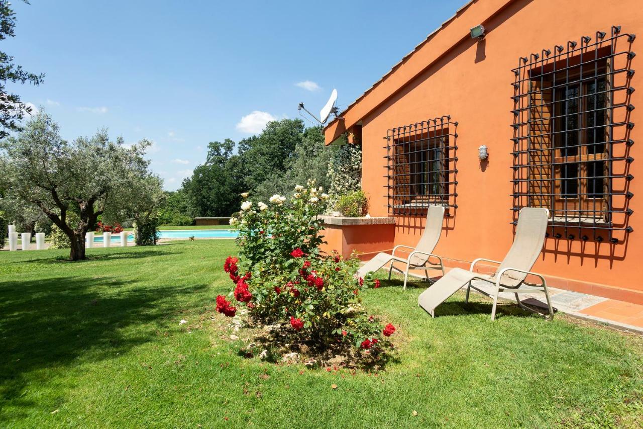 Villa In Via Della Marcigliana Casale Torre San Giovanni Ngoại thất bức ảnh