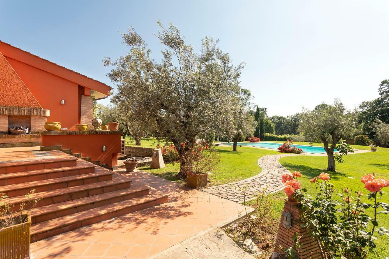 Villa In Via Della Marcigliana Casale Torre San Giovanni Ngoại thất bức ảnh