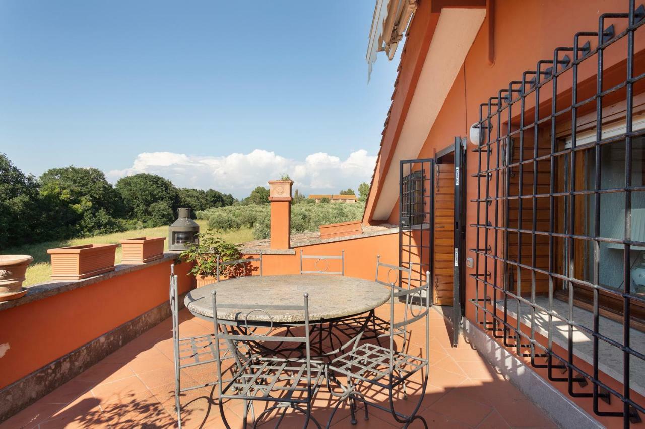 Villa In Via Della Marcigliana Casale Torre San Giovanni Ngoại thất bức ảnh
